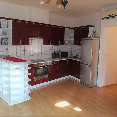 Centrum - A. Apartman Pecs Exterior photo